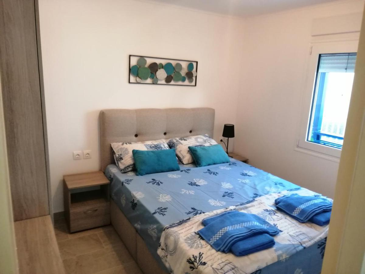 Villa Blue House Nea Kallikrateia Exterior photo